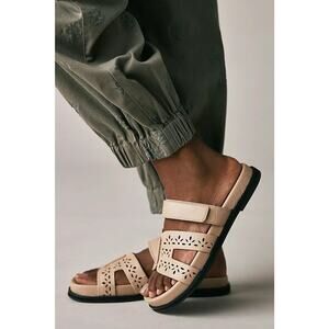 Anthropologie BIBI Lou Cut Out Tan Beige Sandal 8.5